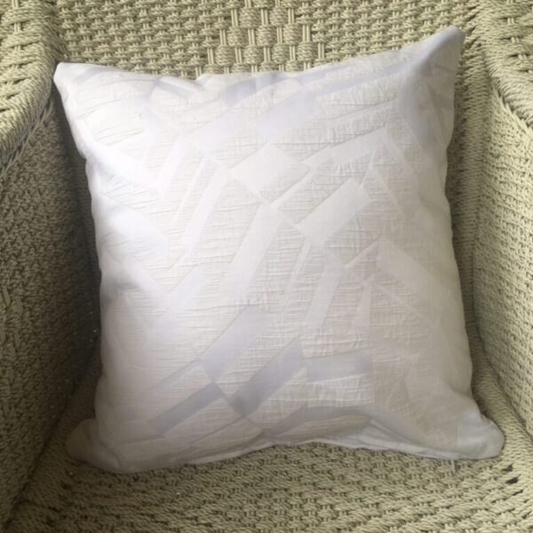 White Crinkle Geometric Scatter Cushion Cover